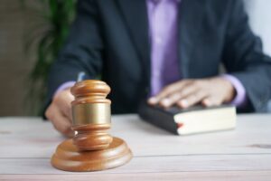 What is the Employment Tribunal process in the UK?