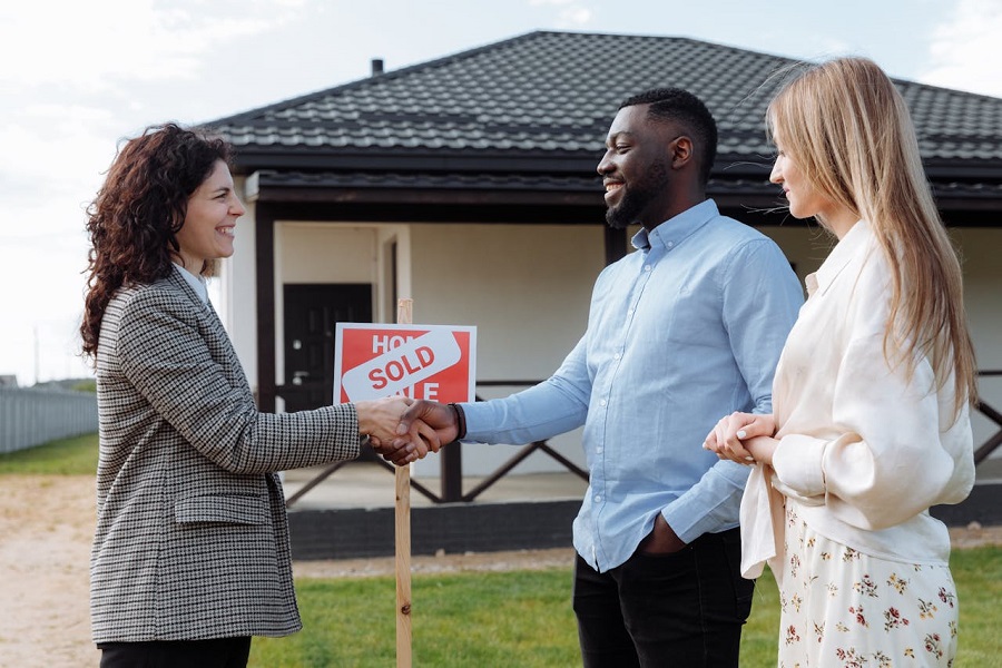Do you need a solicitor to buy a house in the UK 