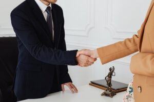 How much does a solicitor cost in the UK?