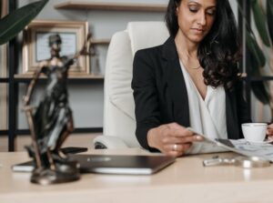 How to respond to a legal notice in the UK? Step‑by‑step