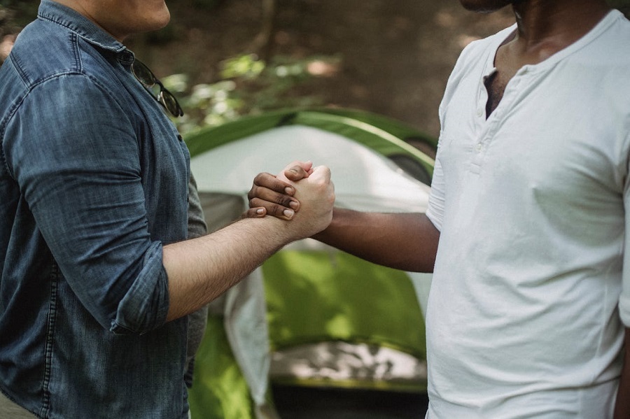 hand shaking after common assault